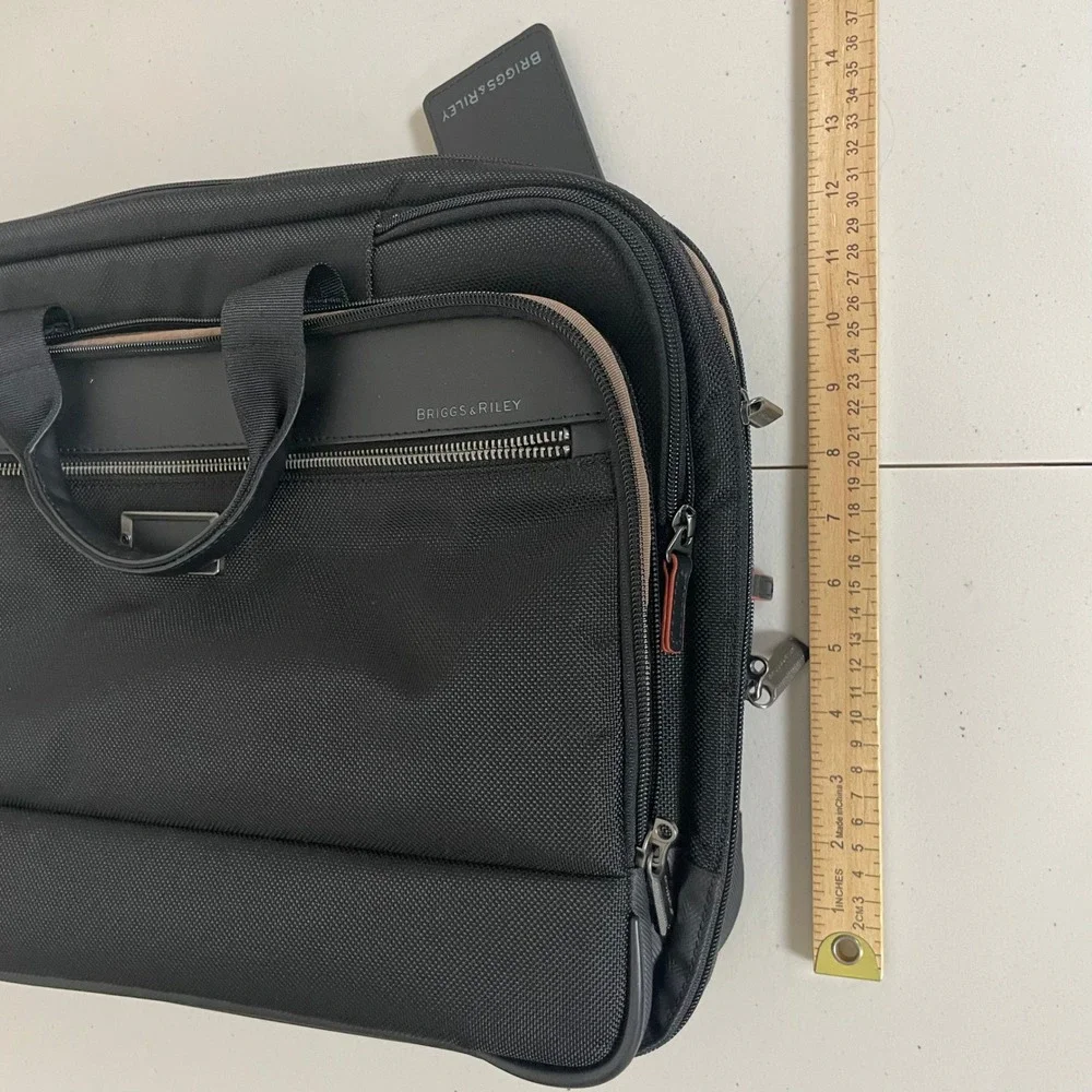 Briggs & Riley KB437X-4 EXPANDABLE Nylon Travel Brief‎ Case